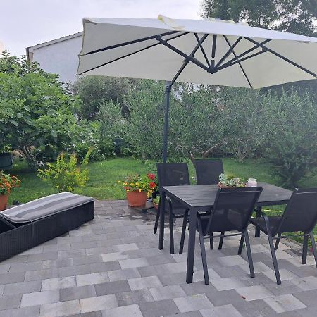 Apartment Noa'S Garden 비빈제 외부 사진